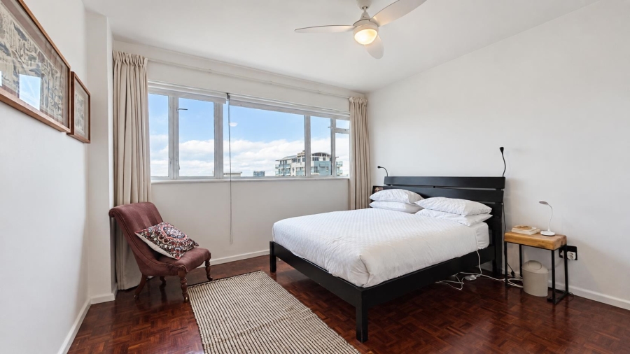 2 Bedroom Property for Sale in Green Point Western Cape